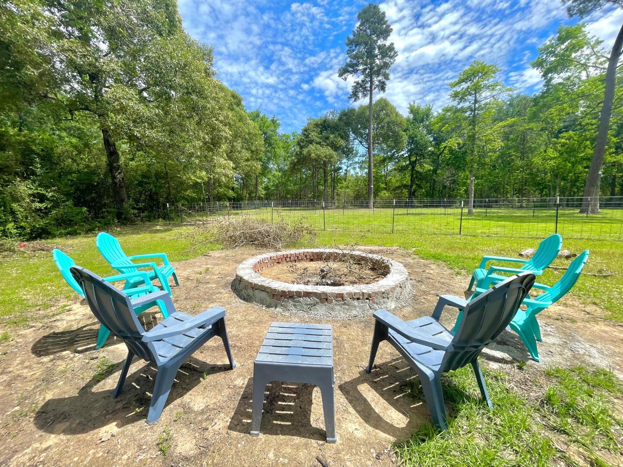 Country Getaway 4 Bedroom Resort In 10 Acre Lot Magnolia Eksteriør bilde